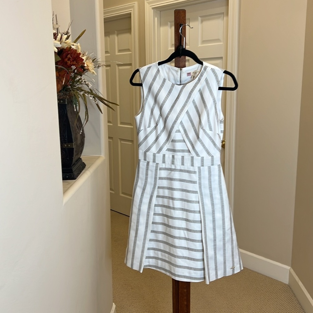Ted‎ Baker London Colour by Numbers Cross Front Skater Dress